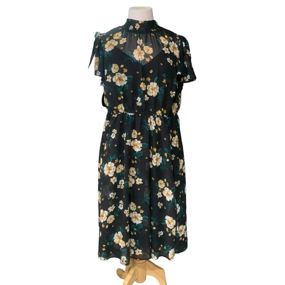 Torrid size 0 black floral sheer midi dress with slip lining - Picture 1 of 6